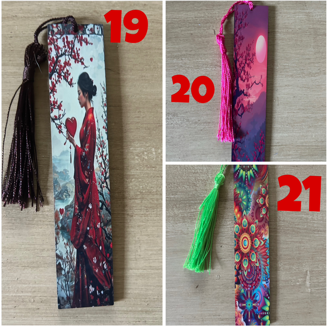 Marque-pages sublimés en bois du n•19 au n•22