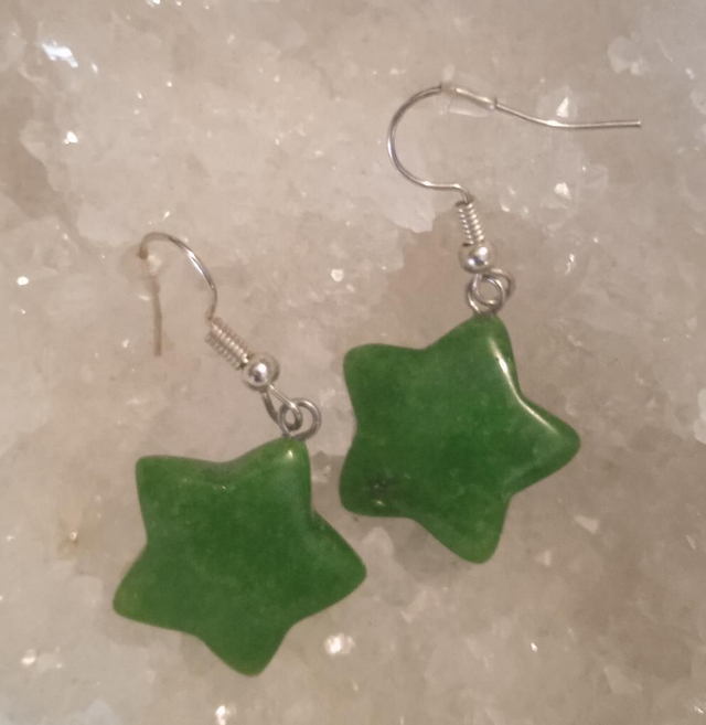 jade (boucles d'oreilles "étoiles") 