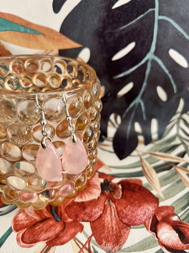 Boucles gouttes facettées Quartz rose