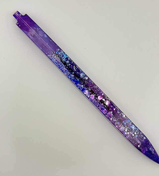 Stylo personnalisable en résine 