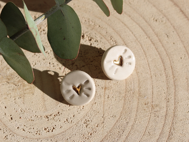 Puce d’oreille avec petit cœur en or ✨