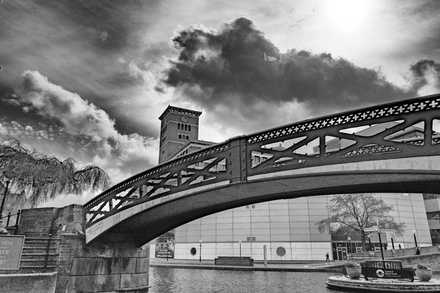 Turnover Bridge, Birmingham  MONO