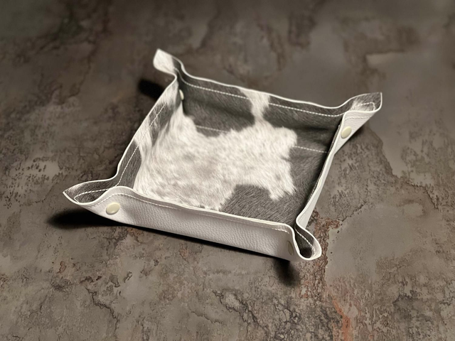 Panière effet "peau de vache"