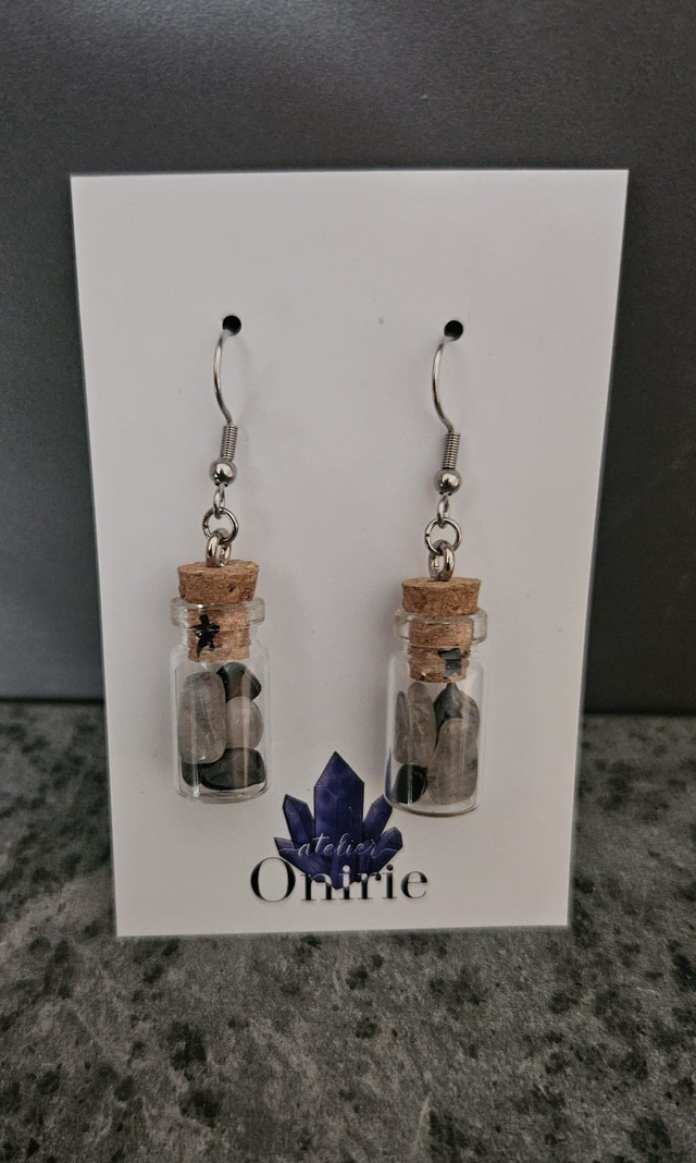 Enchantements d'oreille (obsidienne, labradorite et croquis d'étoile) (a)