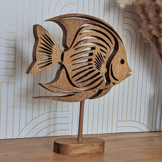Poisson en robinier faux acacia