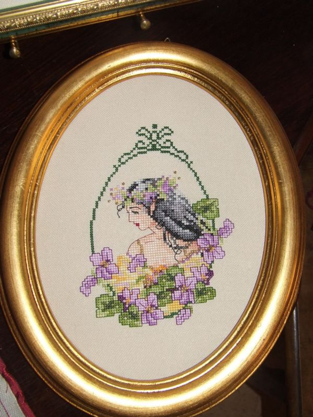 DL07 "Violet Fae "©2000 2025