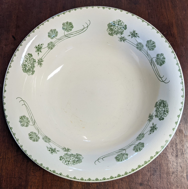 Plat creux Géranium de sarreguemines