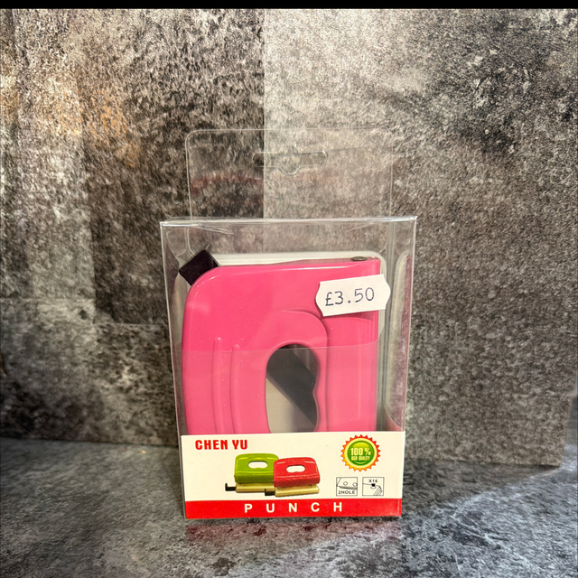 Hole puncher various colours 