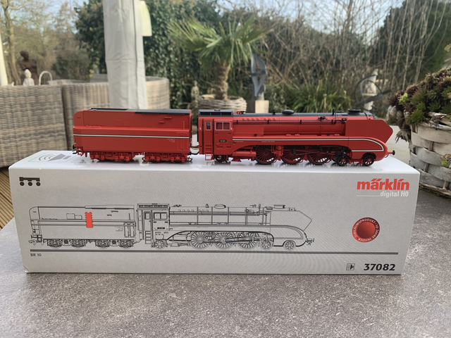 Marklin H0 37082 Sneltreinstoomlocomotief Krauss-Maffei reeks 10 van de DB
