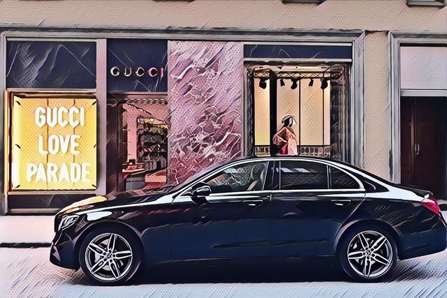 THE MALL Outlet - CHOOSE YOUR MERCEDES CLASS and the Hours of disposal - private English speaking driver