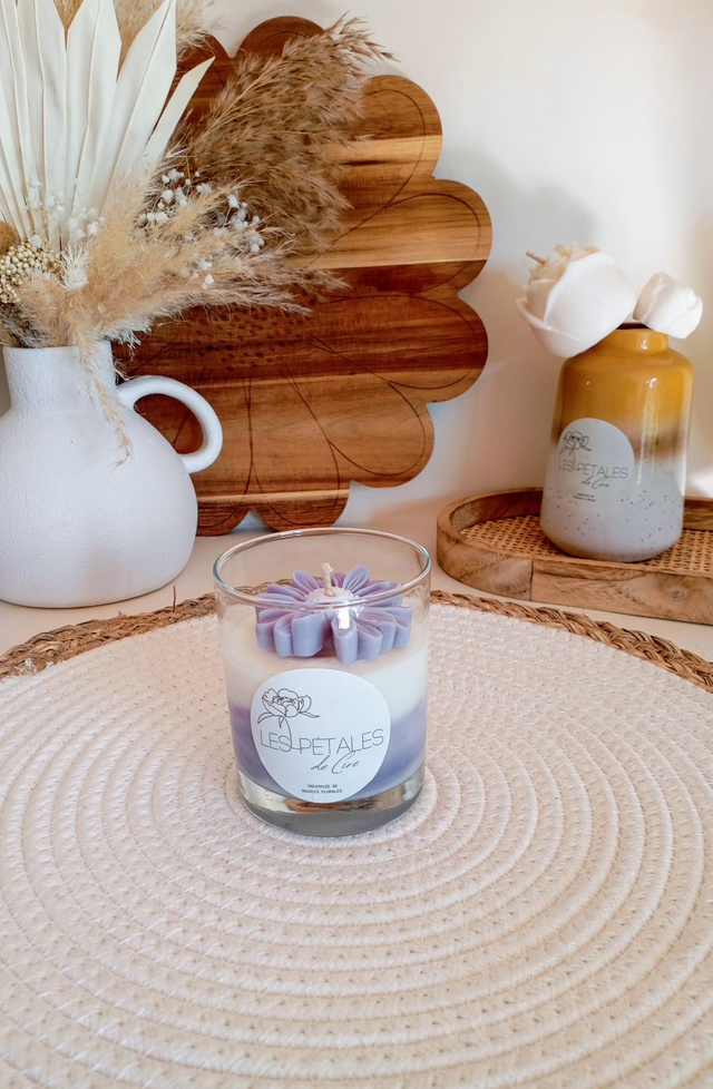 Bougie Fleur Marguerite | Violet poudré 