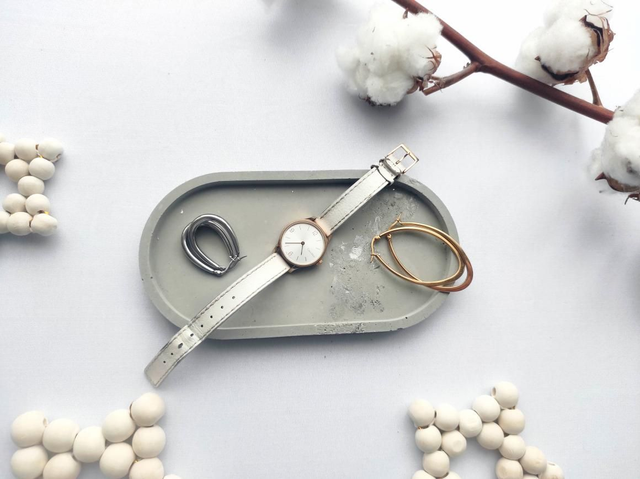 Plateau béton - incrustation argent