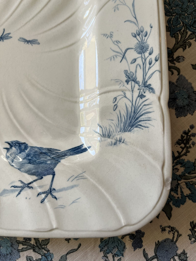 PLAT AUX OISEAUX 4 - Spectaculaire Grand Plat Rectangulaire aux Oiseaux par la manufacture française de Gien - Terre de Fer