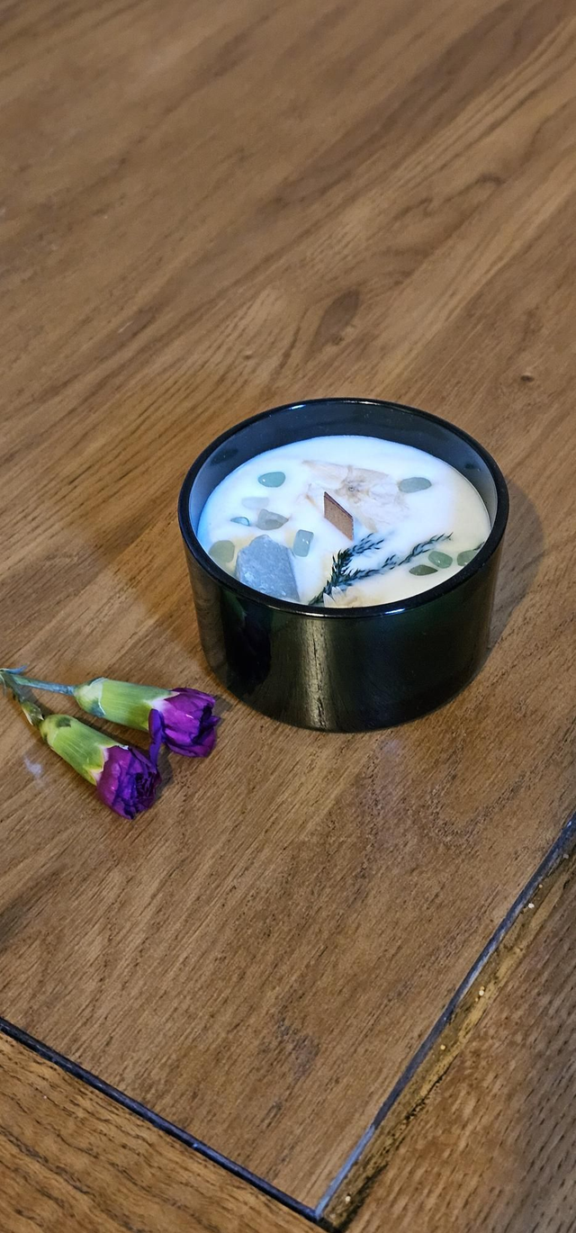 Hop Hare Crystal Magic Flower Candle - The Magician 