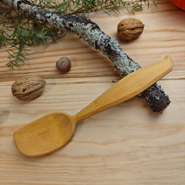 Cuillère en aulne-C044