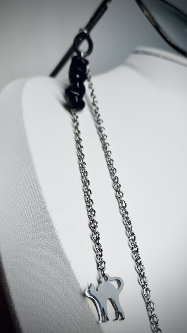 Chaine de lunettes CHAT argenté TOUCHE DE MAGIE