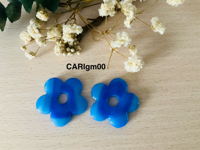 Pampilles interchangeables CAROLINE 26mm en pâte polymère et résine epoxy ,divers coloris ; vendues par paire ; INTERDITES AUX MOINS DE 6 ANS