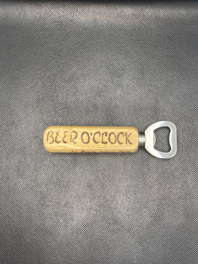 Décapsuleurs à main