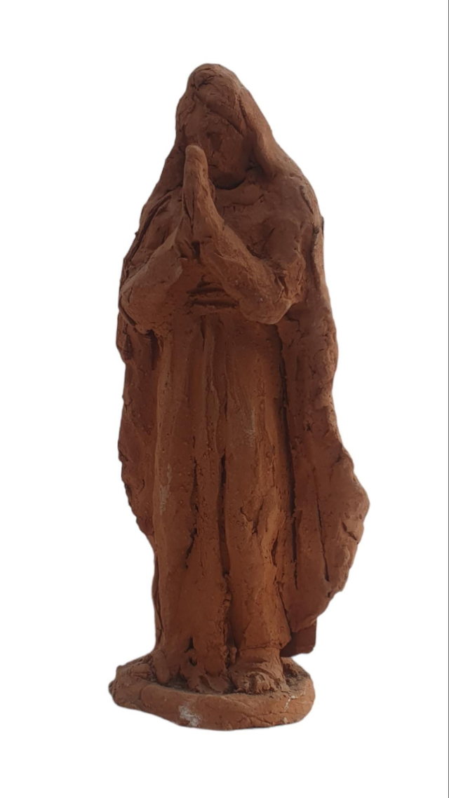 Madonna praying, one piece, terracotta sketch monument