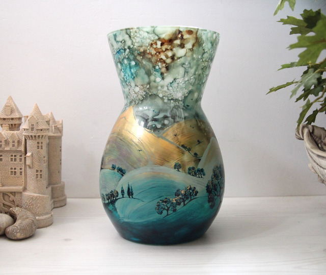 Grand vase peint à la main " paysage d'automne"