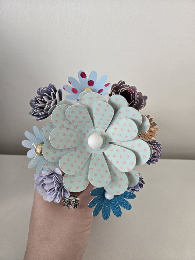 Bouquet de fleurs en papier – Élégance durable pour votre intérieur