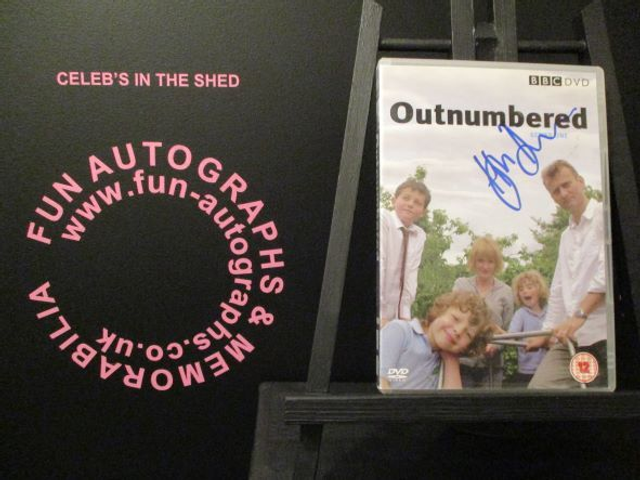 Hugh Dennis - 'Outnumbered Series 1' Authentic Autographed Dvd Cover