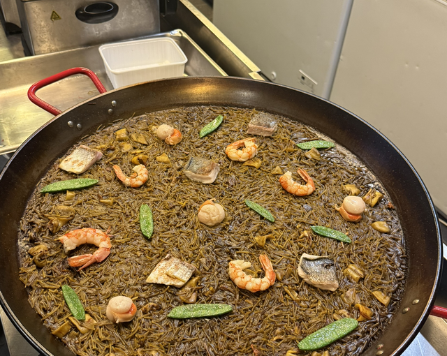 Fideuá dorada y marisco 🦐 