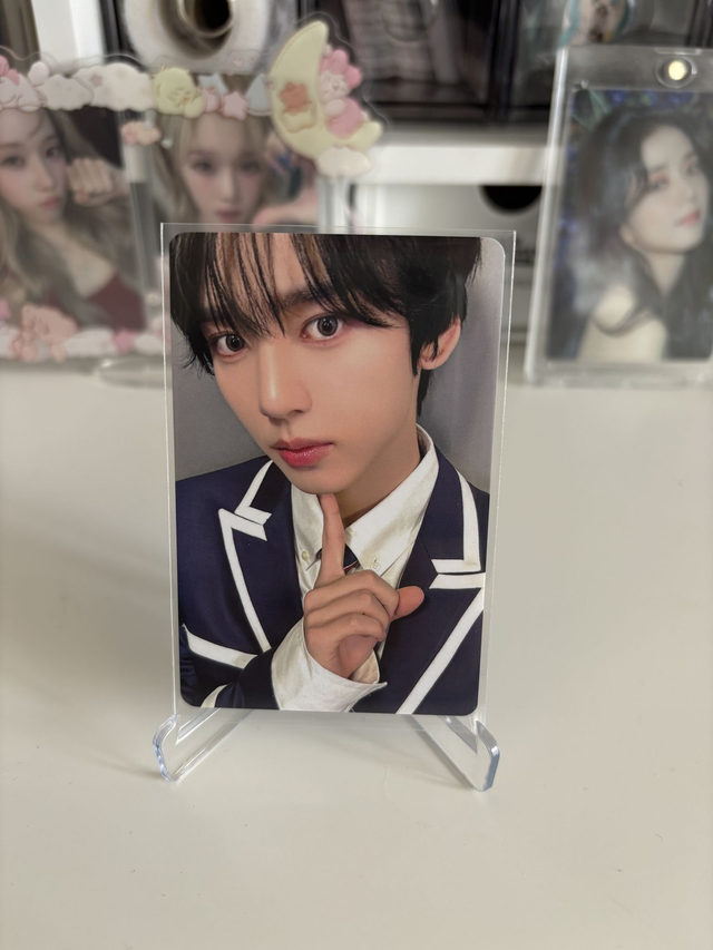 PC OFFICIEL DE HANYUJIN DE ZB1