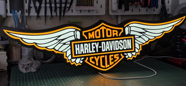 lampe Harley ailes
