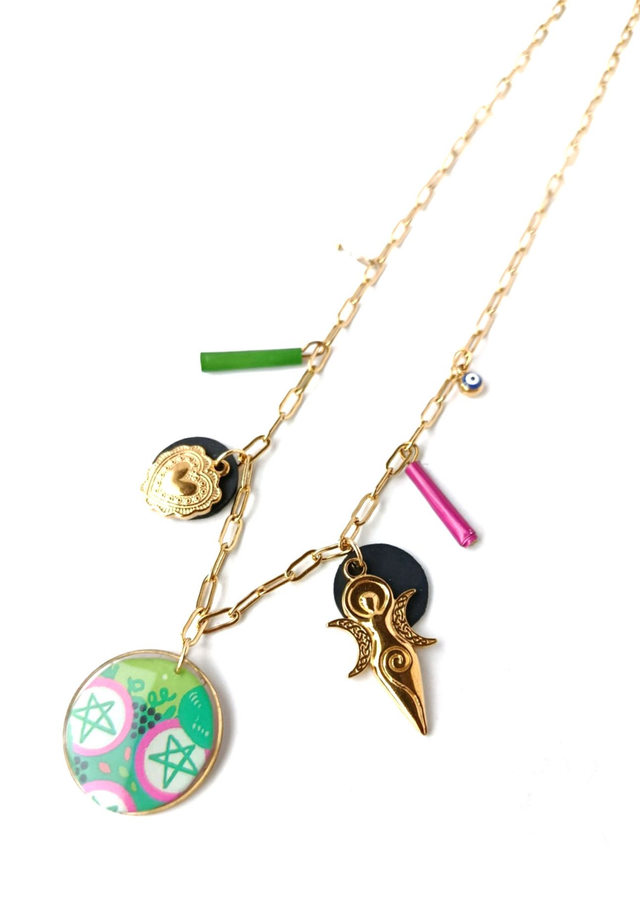 Collier à Breloques Upcyclé Carte de Tarot, Chambre à Air & Aluminium Recyclés - Pentagramme