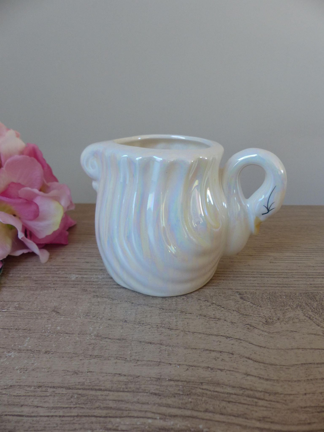 Pot Cygne en Céramique Blanc Irisé Vintage – Gobelet Décoratif pour Salle de Bain, Rangement Maison – Pot à Crayons – Fabriqué à Taïwan