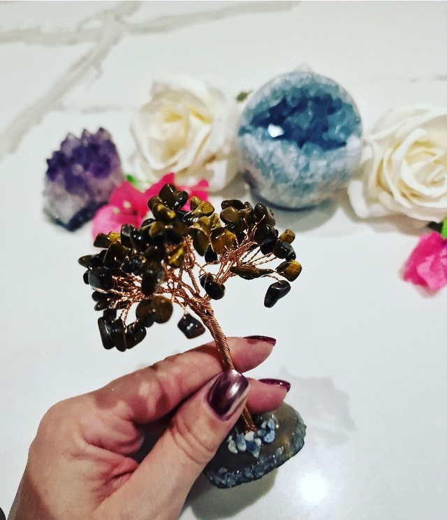 Tiger Eye Crystal Tree on Agate Base