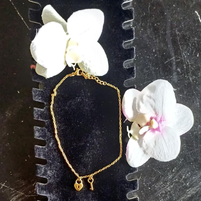 Chaîne de Cheville Secret 