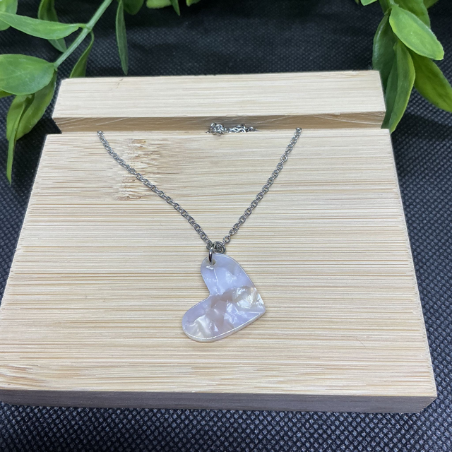 Collier Pendentif Cœur Nacré Acier Inoxydable - Romantique Minimaliste