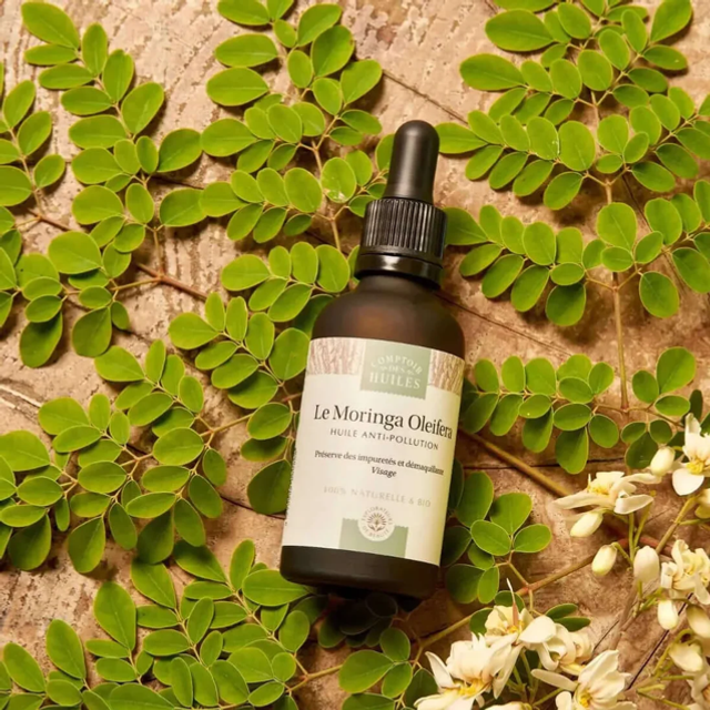 Huile Moringa Oleifera nettoyante