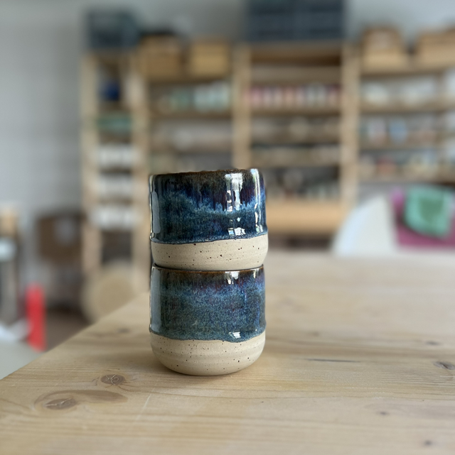 Becher M "waterfall"
