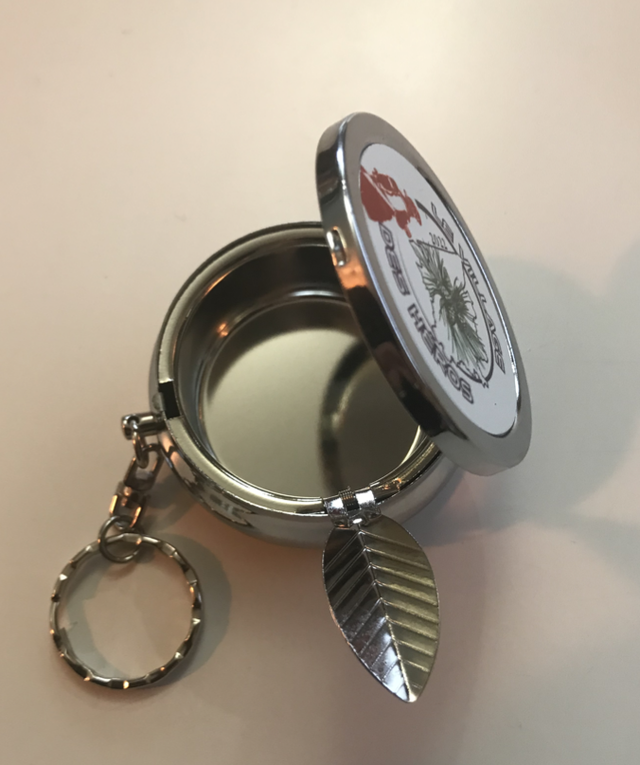 Cendrier de poche en  porte-clefs