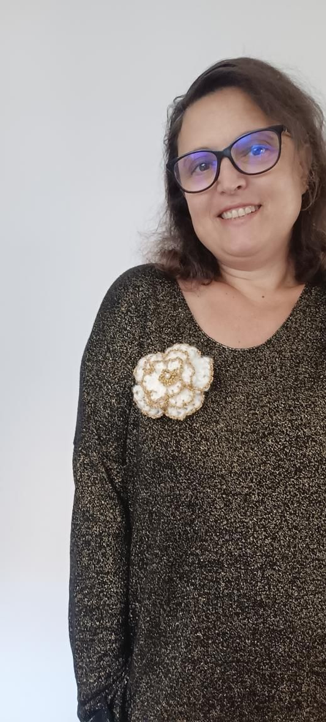 Broche fleur mohair 