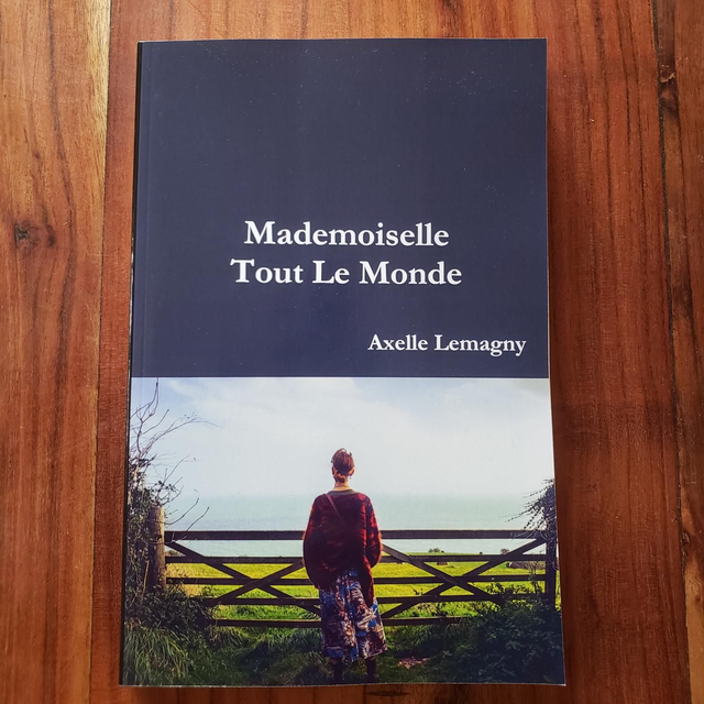 Mademoiselle Tout Le Monde