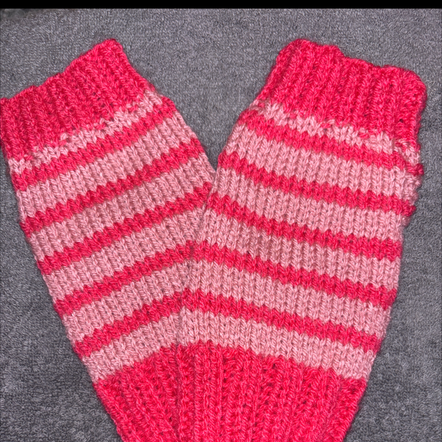 Pink adult mitts 