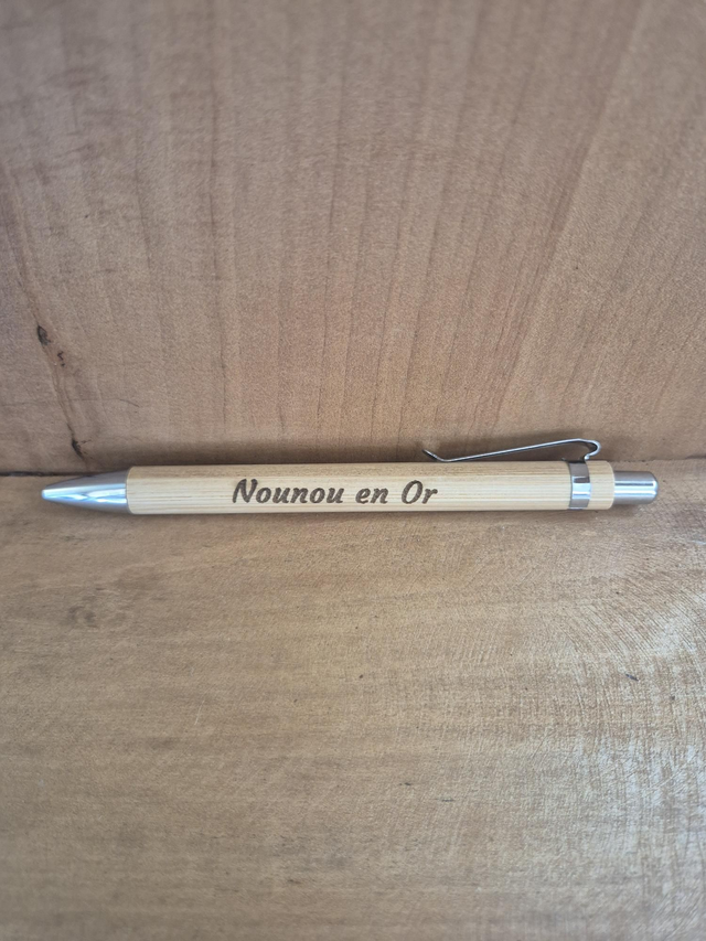 Stylo &quot;Nounou en or&quot;