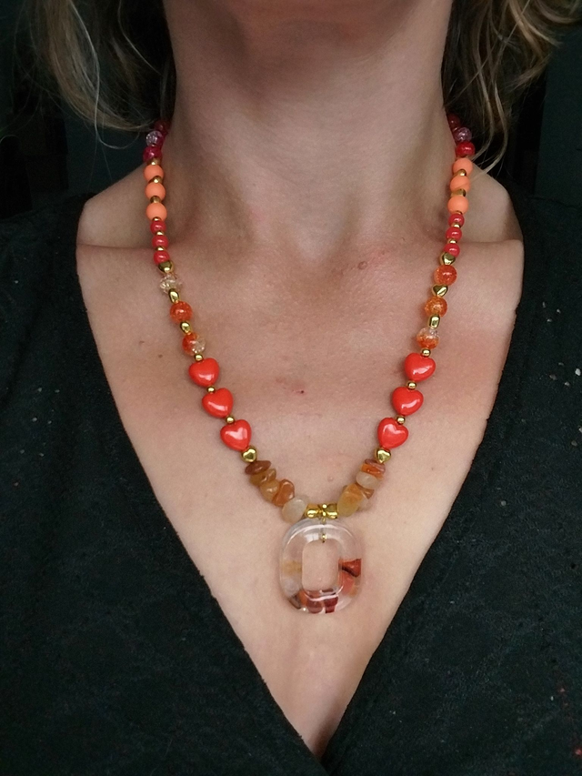 Collier énergétique pierres naturelles – "Cœur de Feu Sacré" 