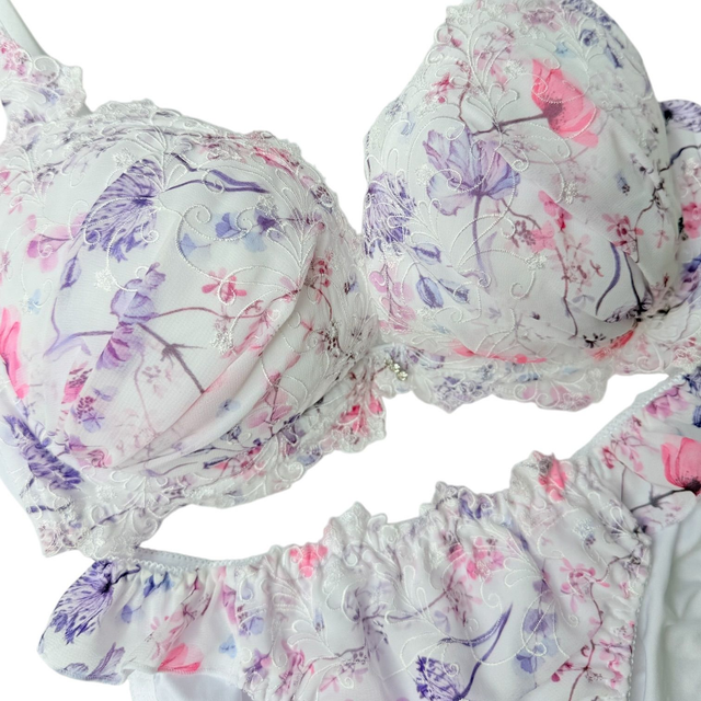Purple + white embroidered Japanese Bra + Underwear Set UK 32DD