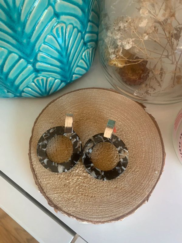 Boucle d'oreille Lili argentée
