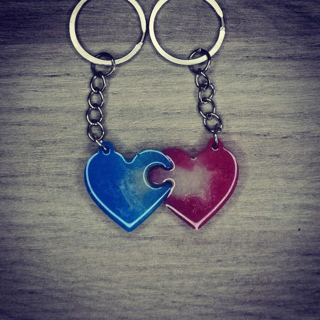 Double cœur puzzle rose et bleu 