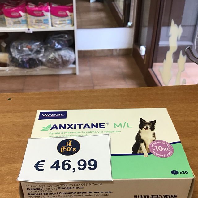 VIRBAC ANXITAN M/L AIUTA A MANTENERE CALMA E RELAX 10KG 