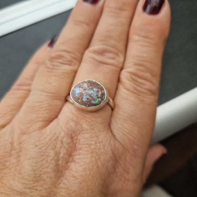 Sterling silver ring with uncut opal size R