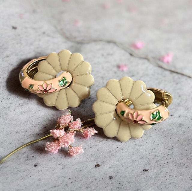 Pampilles Interchangeables en Argile et Résine – Fait Main