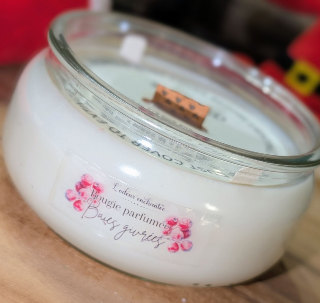 Bougie parfumée "BAIES GIVRÉES"