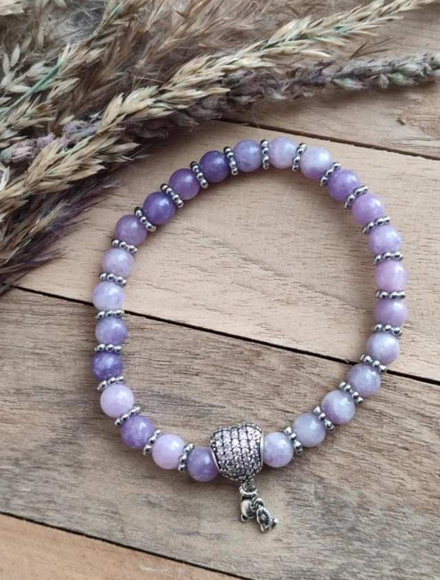 Bracelet Pandolith Lépidolite et son petit coeur strass